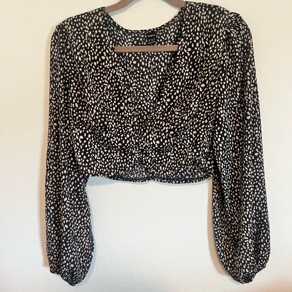 Cropped Long Sleeve Shirt